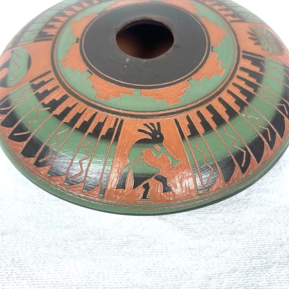 Vintage Dine Navajo Handpainted Etched Geometric Pattern Seed Pot 6